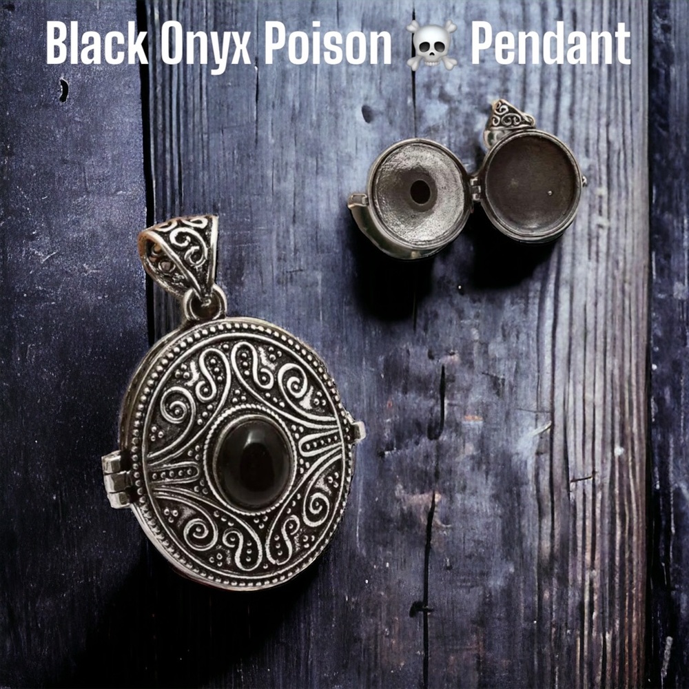 #485 Poison ☠️ Black Onyx Handcrafted Pendant NWOT
